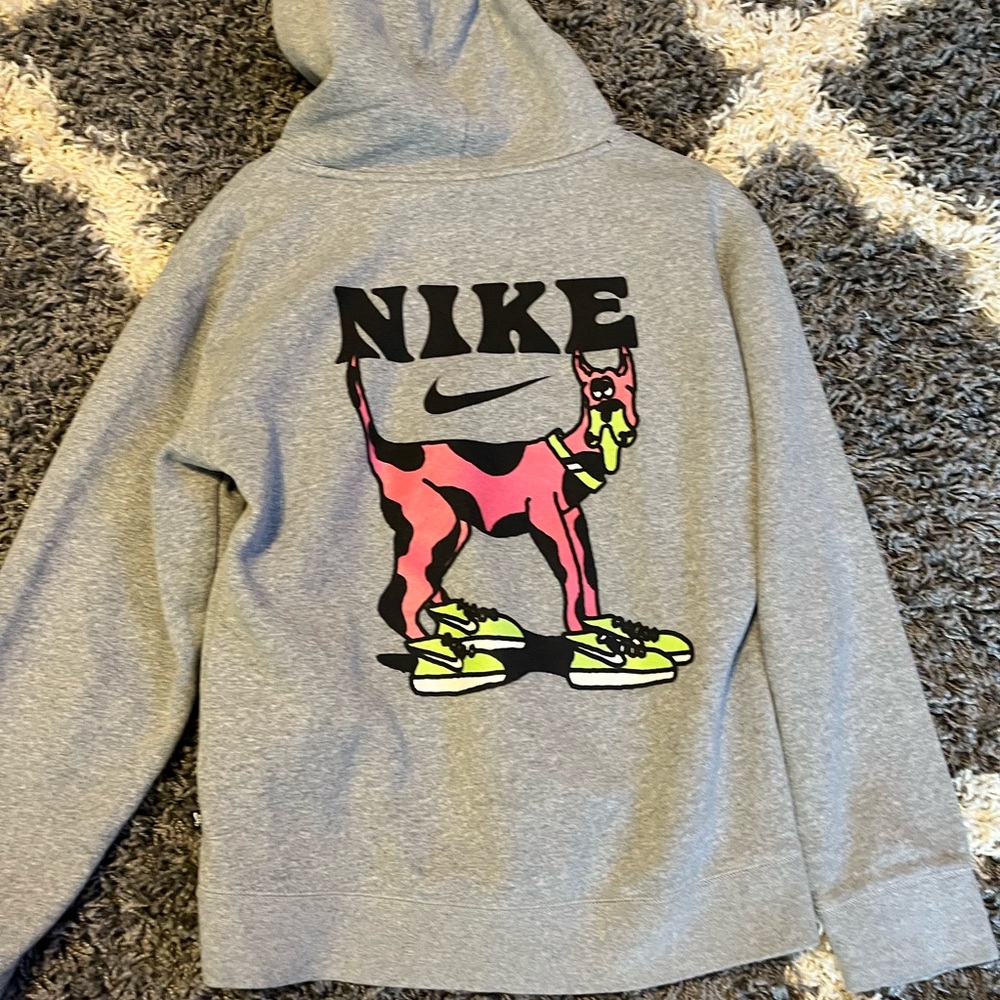 Nike SB hoodie, size medium, no pull strings for the hood